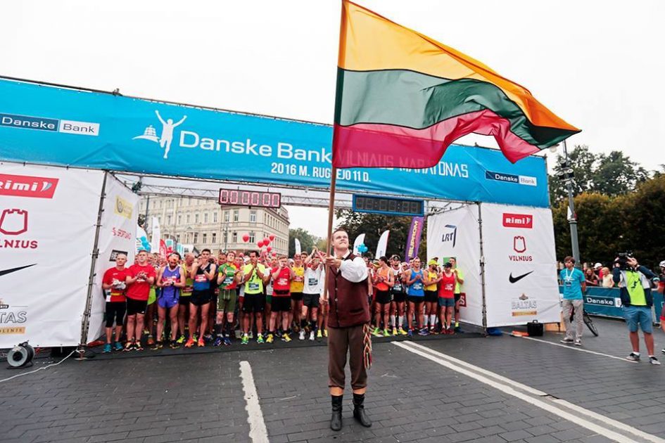 Старт вильнюсского марафона 2016